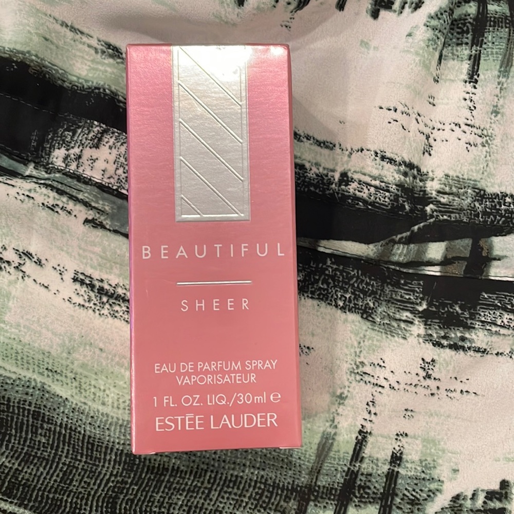 🎁 Sealed, discontinued Beautiful Sheer by Estée Lauder